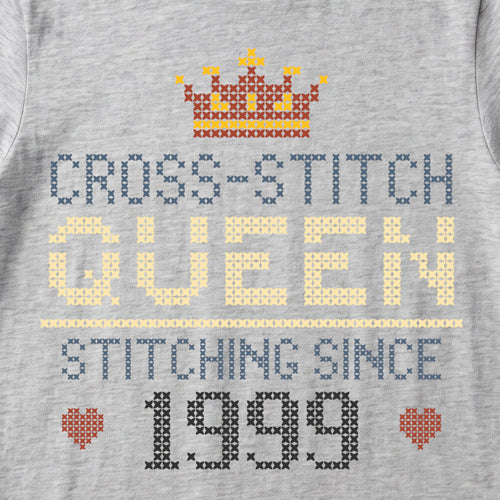 Cross Stitch Queen | Personalized T-shirt | Grey