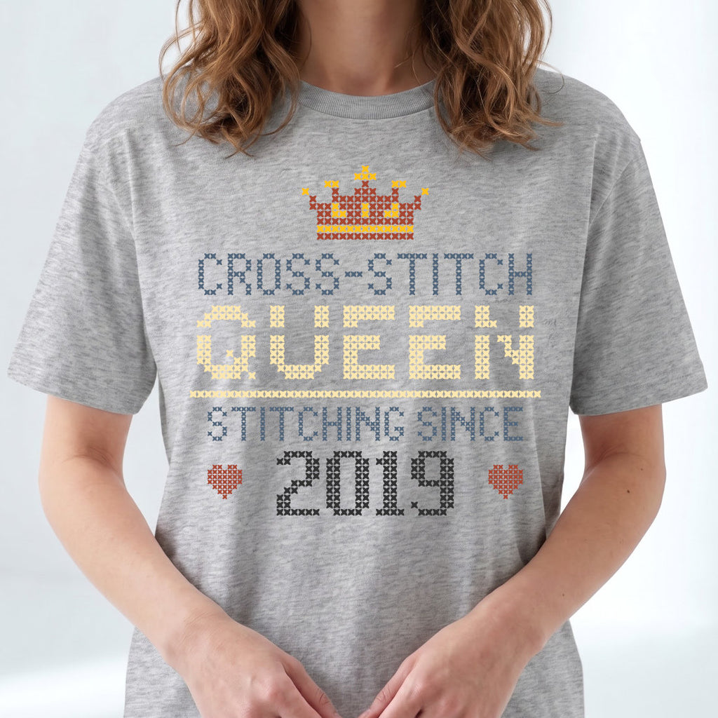 Cross Stitch Queen | Personalized T-shirt | Grey