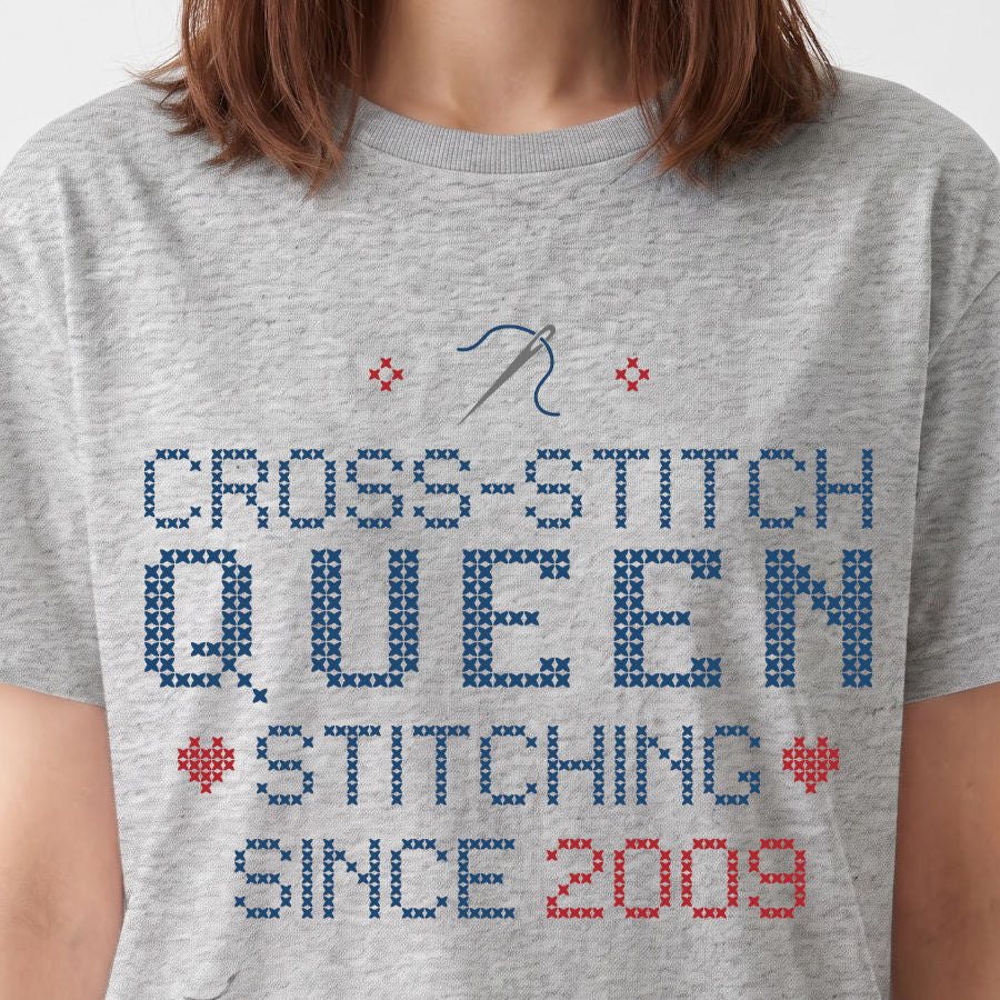 Cross Stitch Queen | Personalized T-shirt | Grey